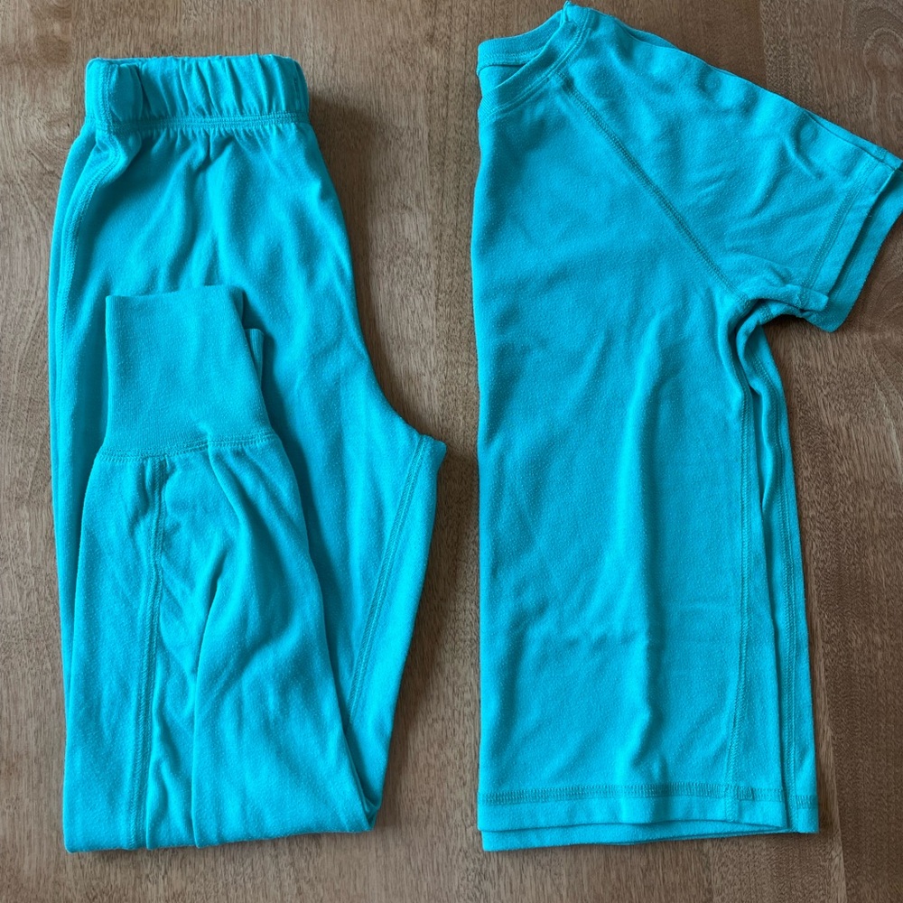 Cat and Jack Girls Size 8 pajama set - pants and short sleeve